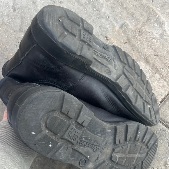 Blundstone classic Chelsea black-on-black boots with pack of NEW inner soles - Picture 9 of 11